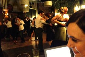 Tangosever Pistlere İndi